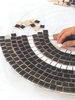 Výroba mozaiky stolové dosky
