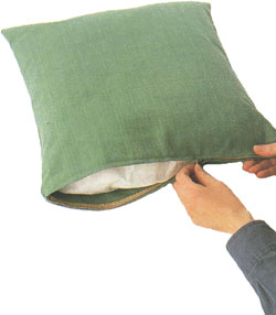 Квадратная подушка